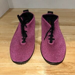 Arcopedico New NWOB Women's 8 / 8.5 EU 39 LS Lace-Up Fuchsia Pink Knit Sneakers
